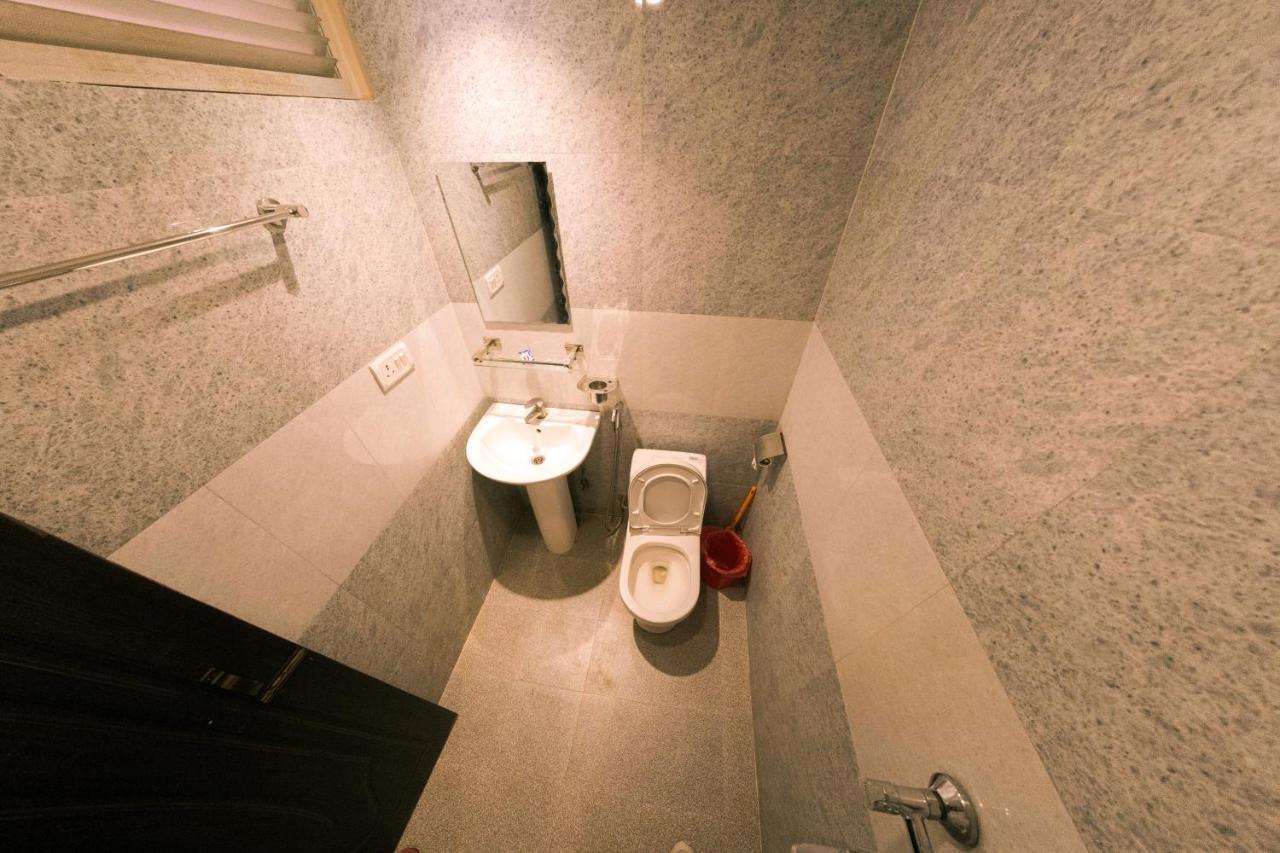 Hotel Chhimeki Kathmandu Exterior foto