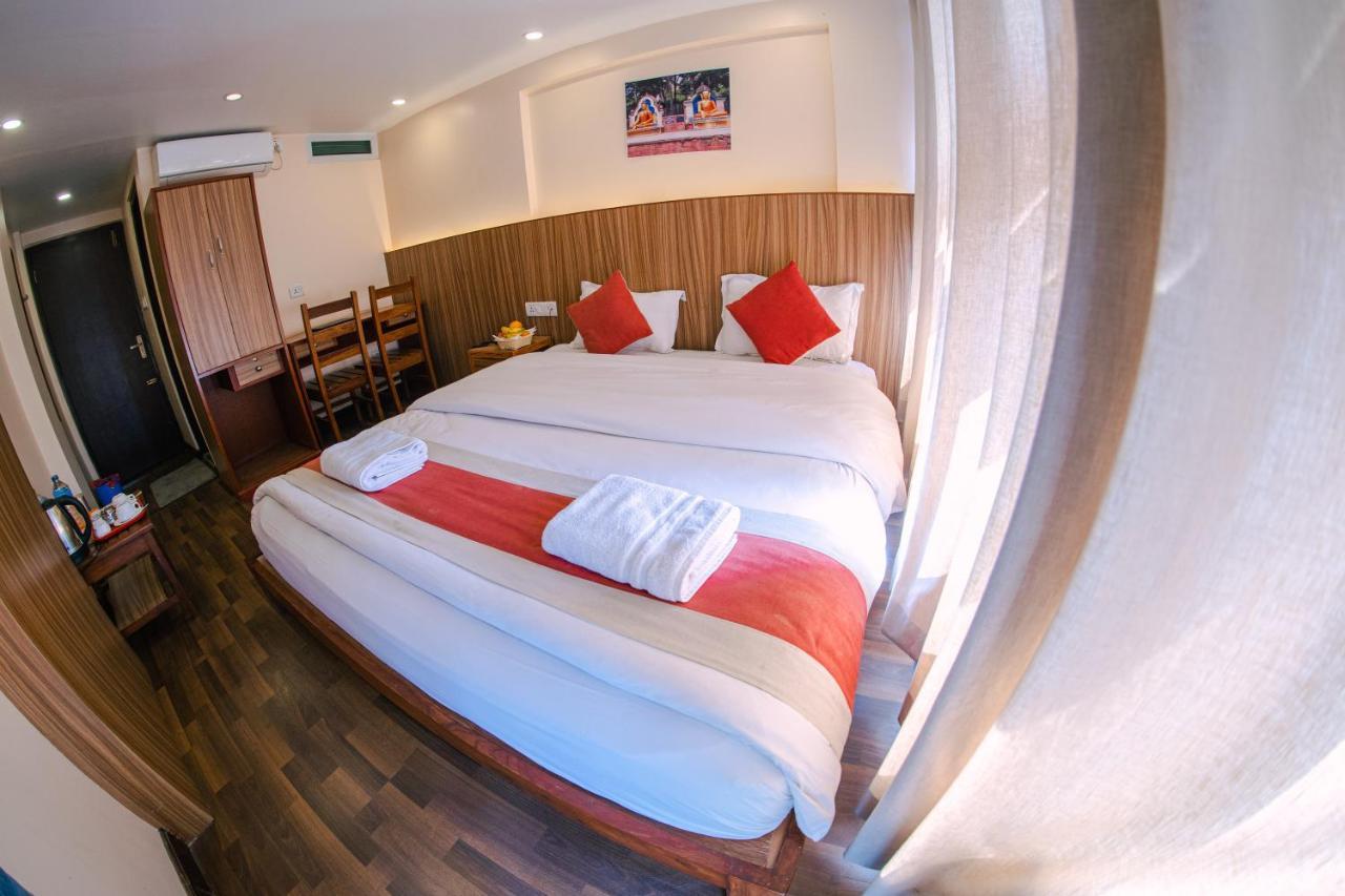 Hotel Chhimeki Kathmandu Exterior foto